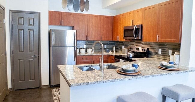 Retreat at Stonebridge Ranch Apartments
