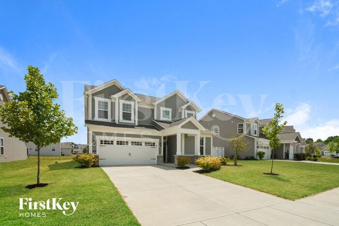 1343 Sunset Blvd in Avon, IN - Building Photo