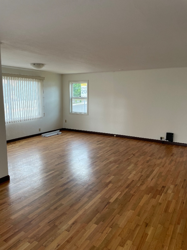 38850 Pleasant St in Sandy, OR - Building Photo - Building Photo