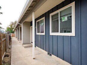 1816 SW 17th Ave in Albany, OR - Building Photo - Building Photo