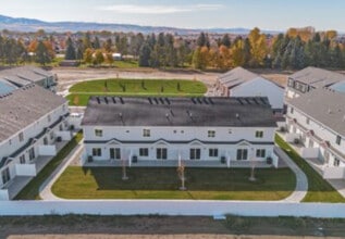 SouthBridge Townhomes in Idaho Falls, ID - Foto de edificio - Building Photo