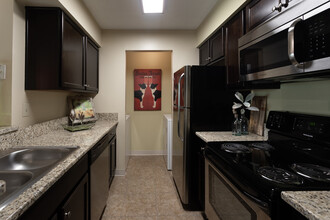 Herons Point Apartments in Virginia Beach, VA - Building Photo - Interior Photo