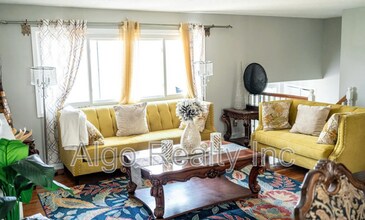 8125 Georgia Ct N in Minneapolis, MN - Building Photo - Building Photo