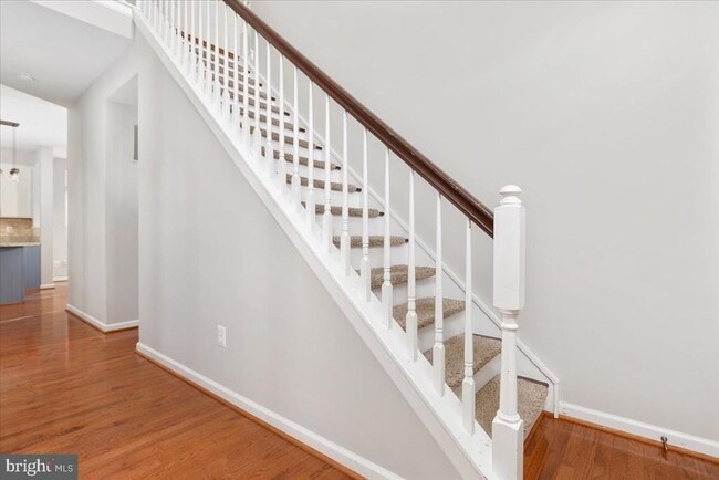 18688 Potomac Station Dr in Leesburg, VA - Building Photo - Building Photo