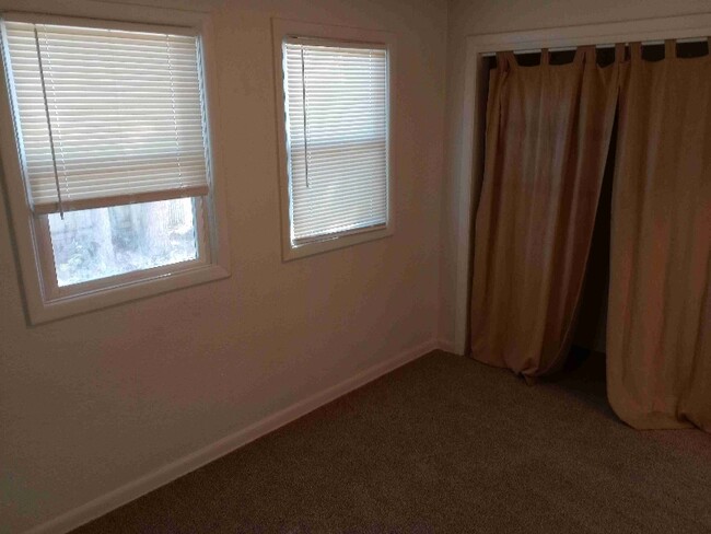 958 Gaines St NE in Salem, OR - Building Photo - Building Photo