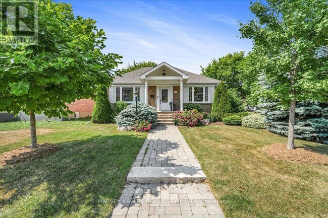 274 Poyntz Ave in Toronto, ON - Building Photo - Building Photo