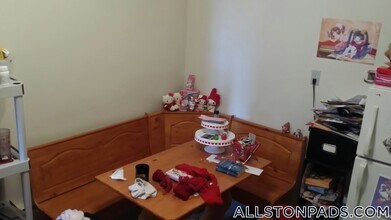 71 Harvard Ave, Unit 1 in Boston, MA - Foto de edificio - Building Photo