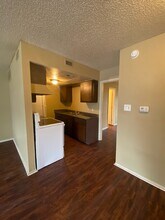 514 S Bois D Arc Ave in Tyler, TX - Building Photo - Building Photo