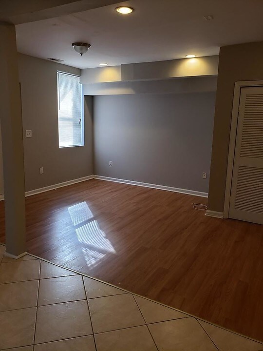 941 Brooks Ln in Baltimore, MD - Building Photo