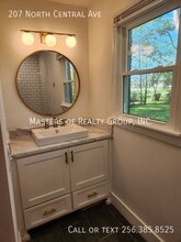 207 S Central Ave in Muscle Shoals, AL - Building Photo - Building Photo