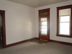 501 N Hesperia St in Collinsville, IL - Building Photo - Building Photo