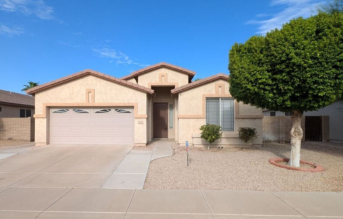 410 N Bell Pl in Chandler, AZ - Building Photo