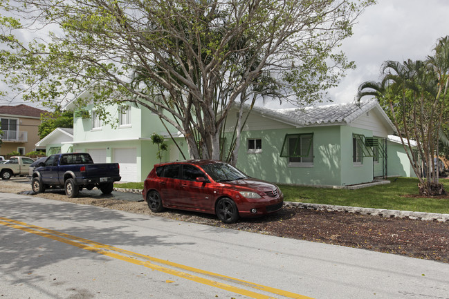 1201 NE 14th Ave in Fort Lauderdale, FL - Building Photo - Building Photo