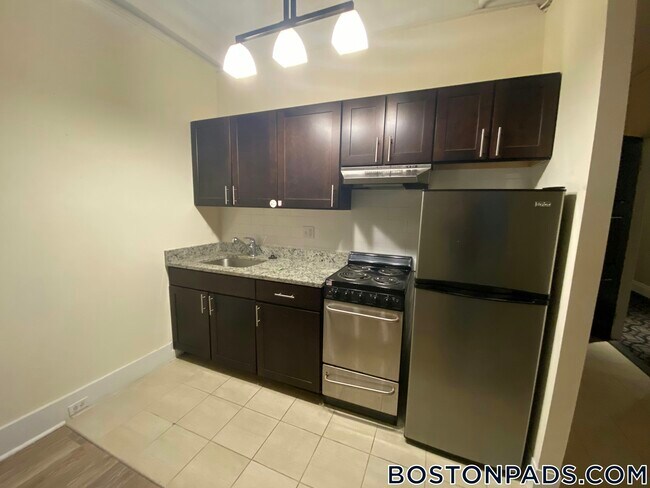 62 Boylston St in Boston, MA - Building Photo - Building Photo