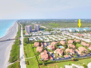 800 Juno Ocean Walk, Unit 304A in Juno Beach, FL - Building Photo - Building Photo