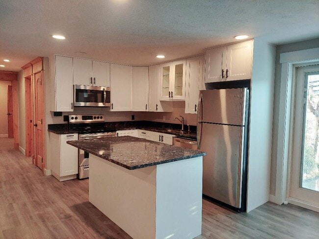 6261 W 13900 S in Herriman, UT - Foto de edificio - Building Photo