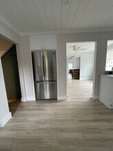241 Bartlett St, Unit 1 in Portsmouth, NH - Building Photo - Building Photo