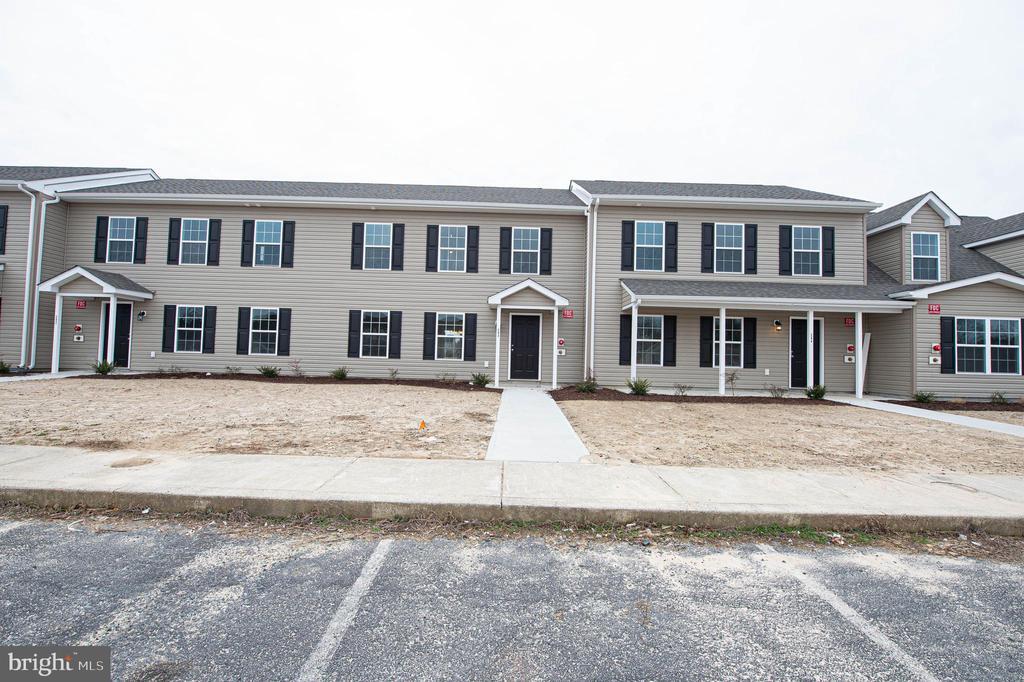 243 Morgans Ct in Pocomoke City, MD - Building Photo