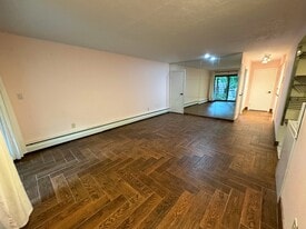 53 Saint Paul St, Unit 3 in Brookline, MA - Building Photo