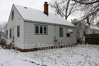 740 E 254th St in Euclid, OH - Building Photo - Building Photo