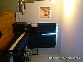 14 Murdock St in Somerville, MA - Building Photo - Building Photo