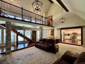 21 S Trail Ridge Rd in Edmond, OK - Building Photo - Building Photo