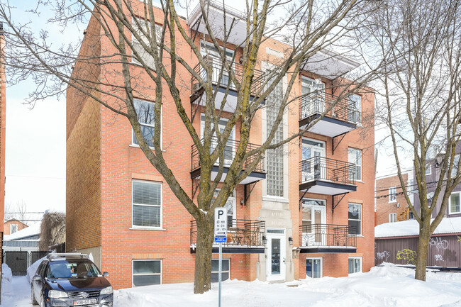 375 15E Rue in Québec, QC - Building Photo - Building Photo