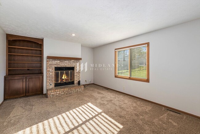 property at 1611 S 168th Ave