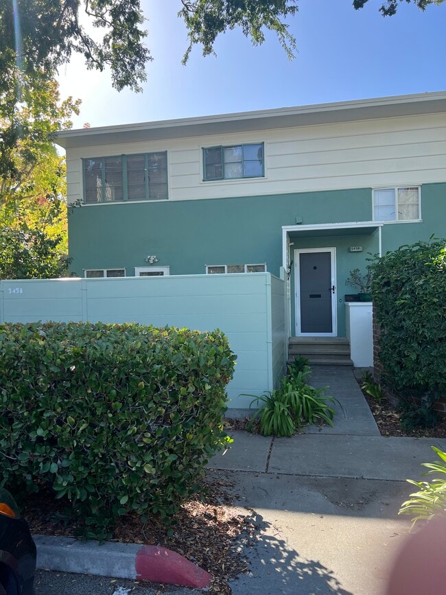 property at 5458 1/2 Village Grn