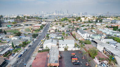 2469 E 7th St in Los Angeles, CA - Building Photo - Building Photo