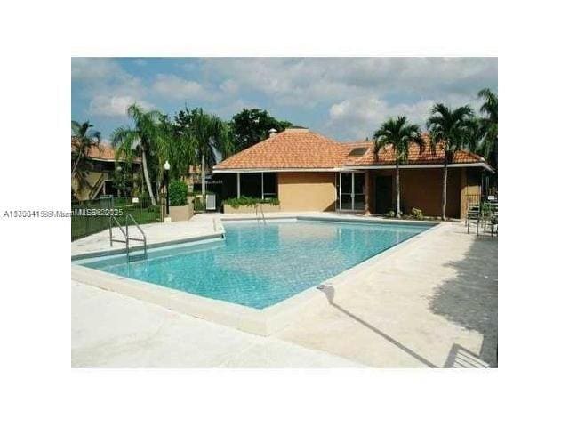 10452 NW 8th St in Pembroke Pines, FL - Building Photo - Building Photo