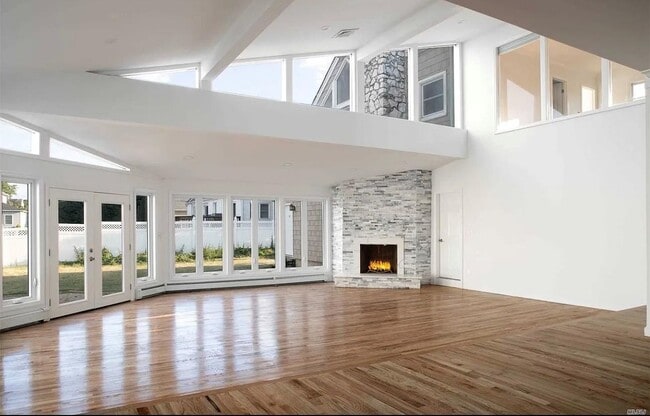property at 4488 Merrick Rd