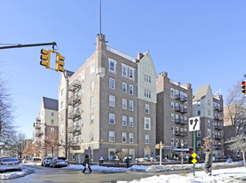 3640 Bowne St Apartments