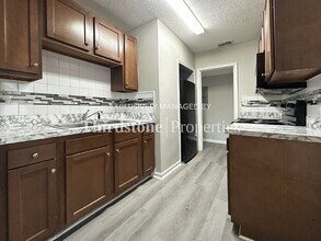 1022 Brandywine St in Jacksonville, FL - Foto de edificio - Building Photo