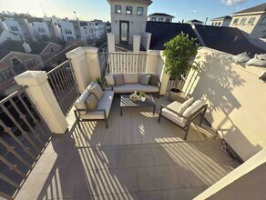 5640 Larkin St in Houston, TX - Building Photo - Building Photo