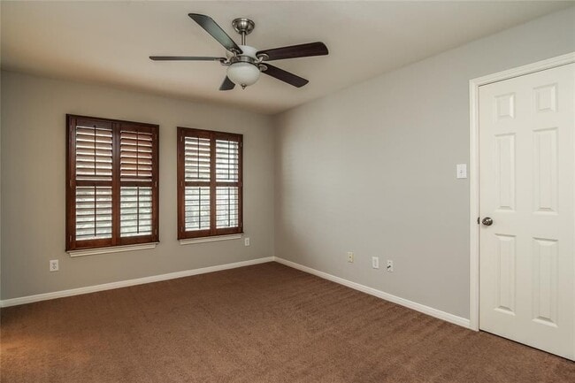 34 Waugh Dr in Houston, TX - Building Photo - Building Photo