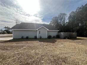 1191 Halyard Way in Townsend, GA - Building Photo - Building Photo