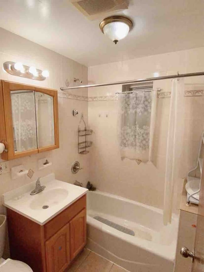 property at 2014 W 7th St