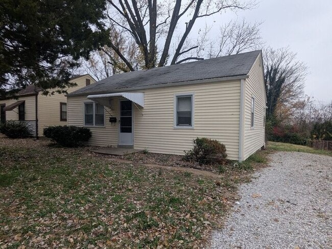 property at 306 Mueller Ave