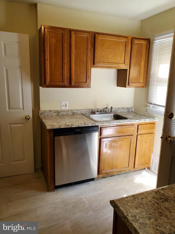 4563 Akron St in Temple Hills, MD - Building Photo - Building Photo