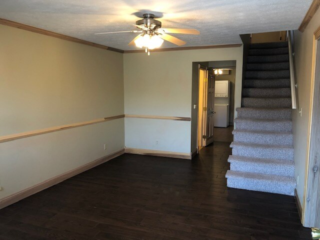 1616 Spring Valley Dr-Unit -15 in Huntington, WV - Building Photo - Building Photo
