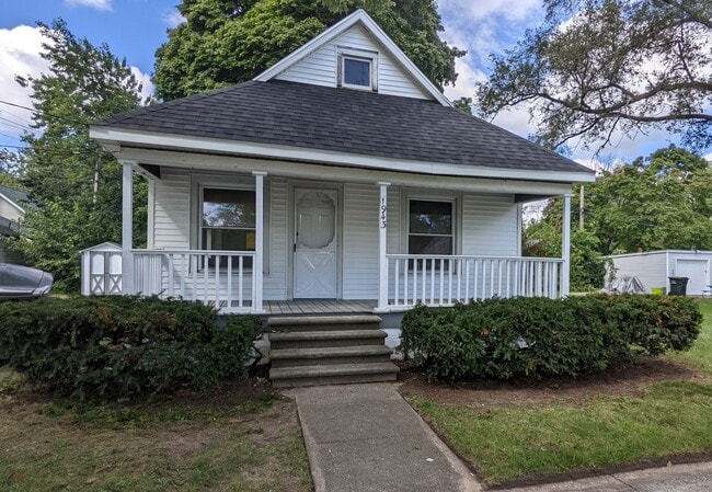 property at 1943 Howden St