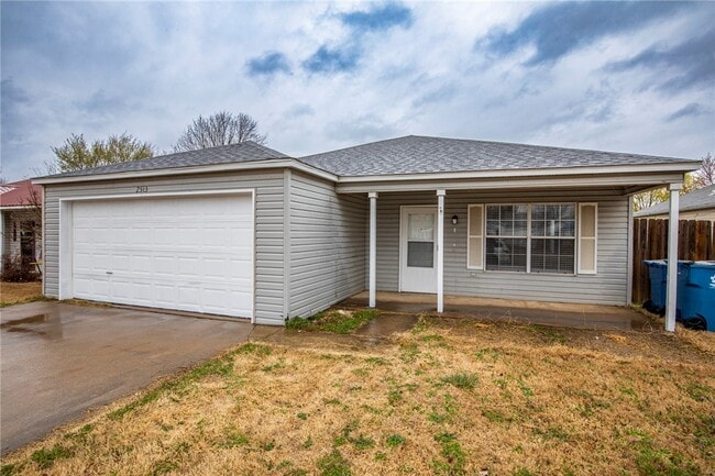property at 2513 SE 4th St
