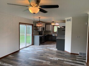 3004 S Cedar Ave in Holmen, WI - Building Photo - Building Photo