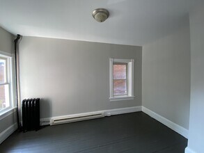 16 East Ave in Hagerstown, MD - Building Photo - Building Photo