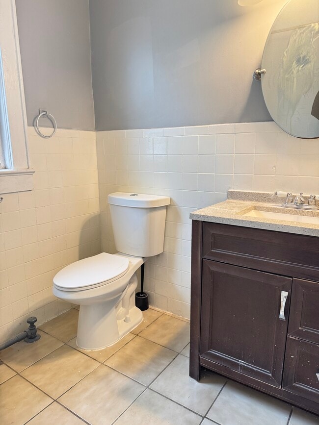 75 Atlantic St, Unit 2 in Carteret, NJ - Building Photo - Building Photo