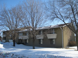 216 Clairmont Ct Apartments