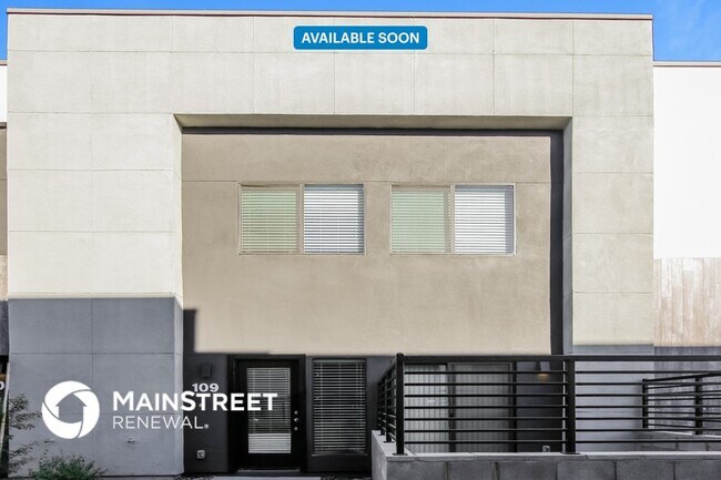property at 1119 S Stapley Dr
