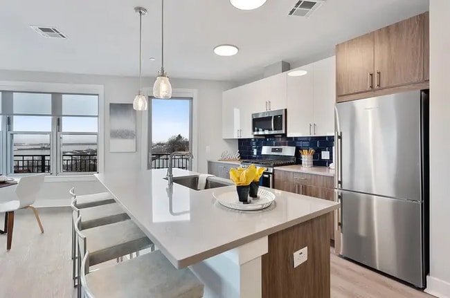 105 North St in Bayonne, NJ - Building Photo - Building Photo