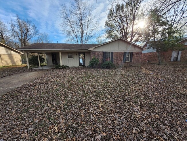 property at 5493 Adams Cir